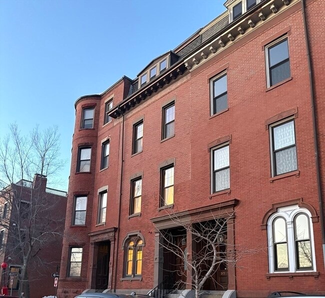 Building Photo - 39 High St