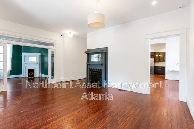 Foto del edificio - 679 Gordon Pl SW