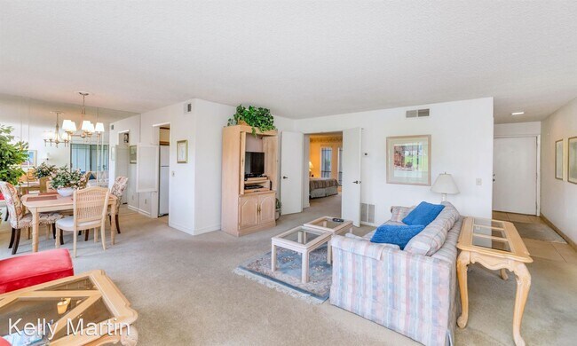 Foto del edificio - 1 br, 1.5 bath House - 5223 N 24th St #105