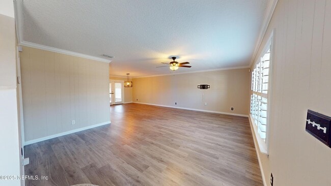Building Photo - 695 A1A N