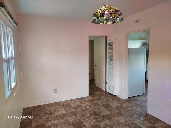 Foto del edificio - 417 Stanford Dr SE