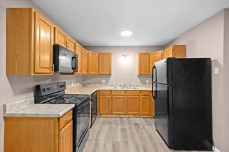 Building Photo - 443 M St