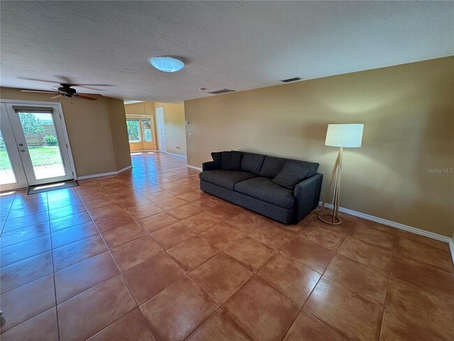 Building Photo - 1238 Waterside Ln