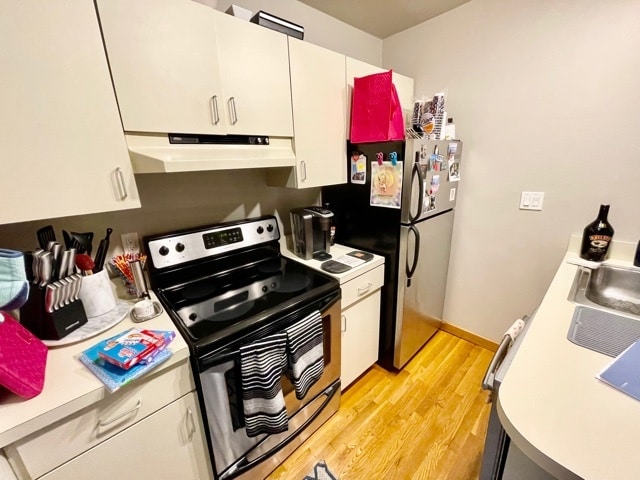 Building Photo - 7 Thacher Ct