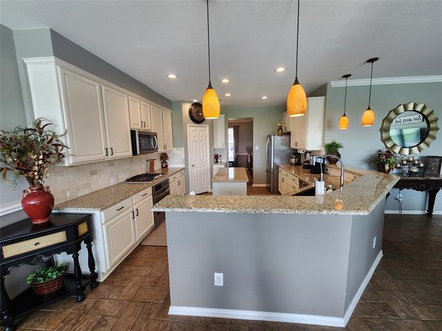 Foto del edificio - 3848 Lakeway Dr