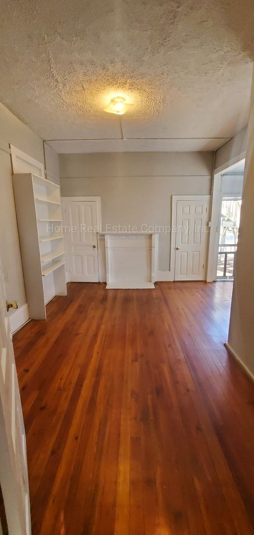 Photo - 412 W. First Street Apt B