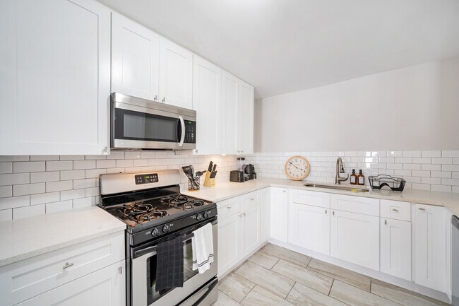 Foto del edificio - 1312 E 52nd St