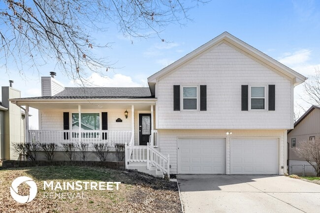 Building Photo - 1701 Park Ln