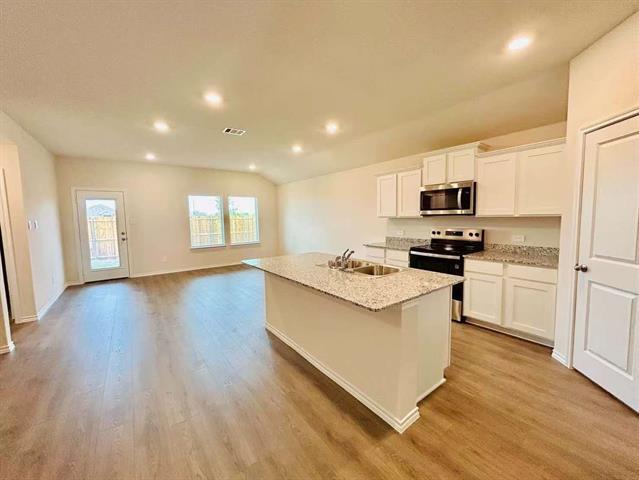 Foto del edificio - 2111 Texoma Pkwy