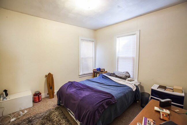 Bedroom 1 - 1530 Houston St