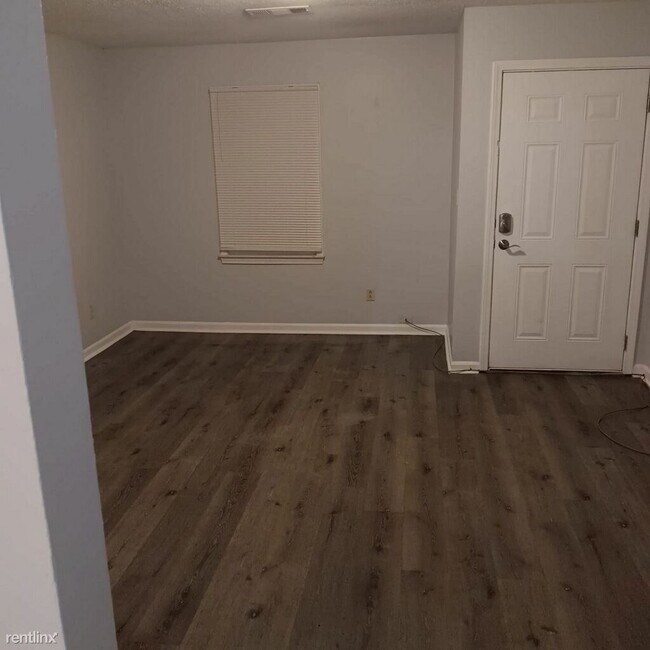 Building Photo - 2 br, 1 bath Duplex - 9255 Cedar Ridge Dri...