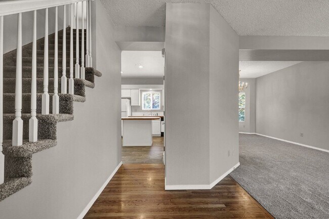 Building Photo - 8720 Massey Cir