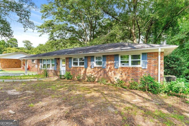 Foto del edificio - 577 Athens St