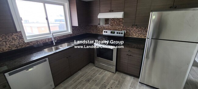 Foto del edificio - 1314 Carol St