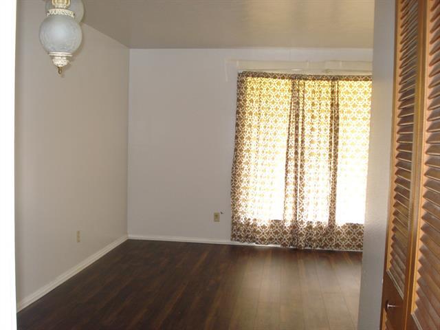 Building Photo - 705 W Pentagon Pkwy