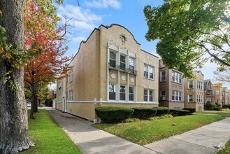 Building Photo - 3315 W Ardmore Ave