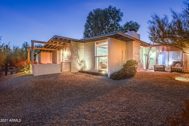Building Photo - 17018 E Windchime Dr