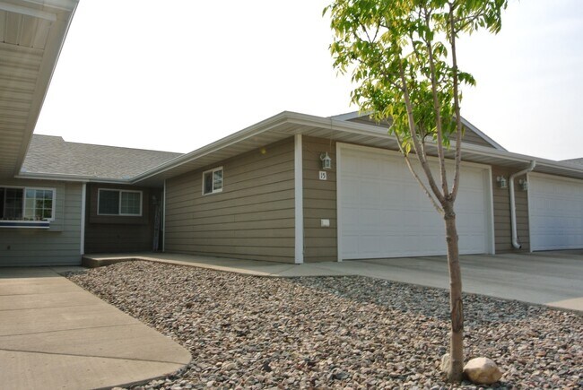 Foto del edificio - 410 28th Ave SW