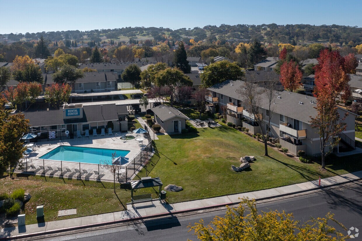 Dry Creek Apartments 1227 Corral Creek Ave Paso Robles, CA