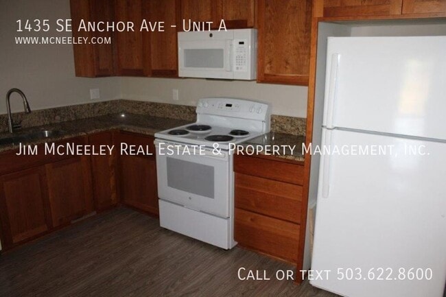 Building Photo - 1435 SE Anchor Ave