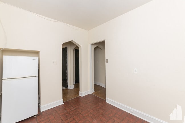 Foto del edificio - 4417 N Wolcott Ave