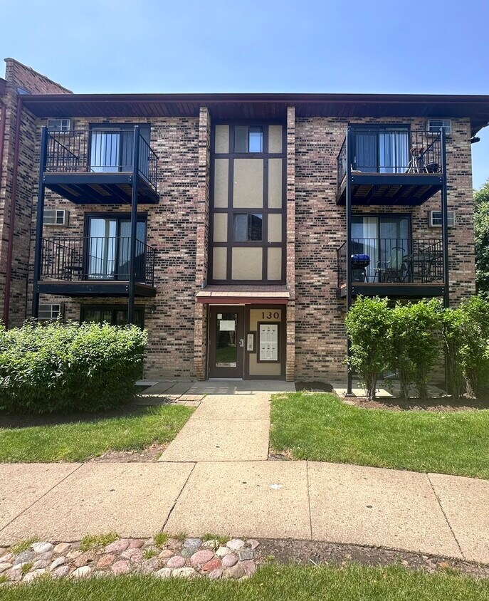 Primary Photo - 130 Klein Creek Ct