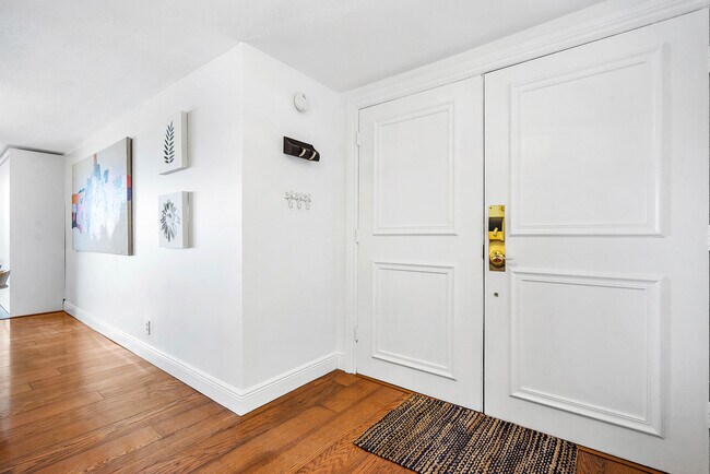 Foto del edificio - 2155 S Ocean Blvd