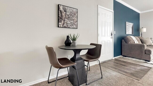 Foto del edificio - 3379 Timber View Dr