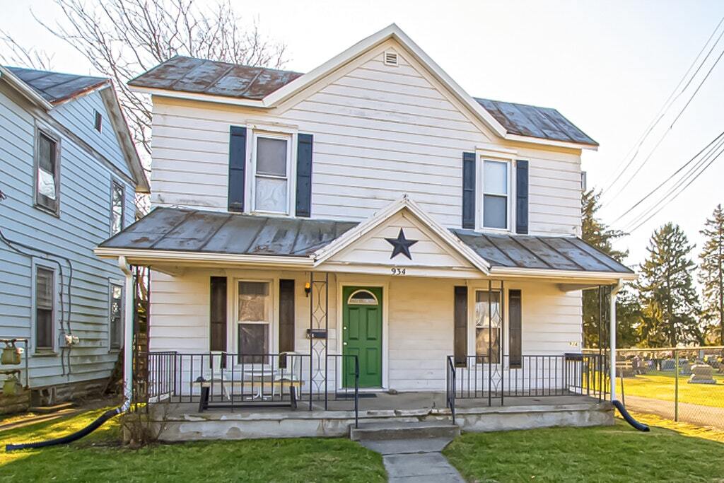 Primary Photo - 934 Kercher Street, Unit Lower