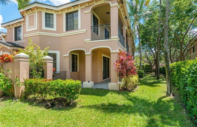 Building Photo - 2692 Center Ct Dr