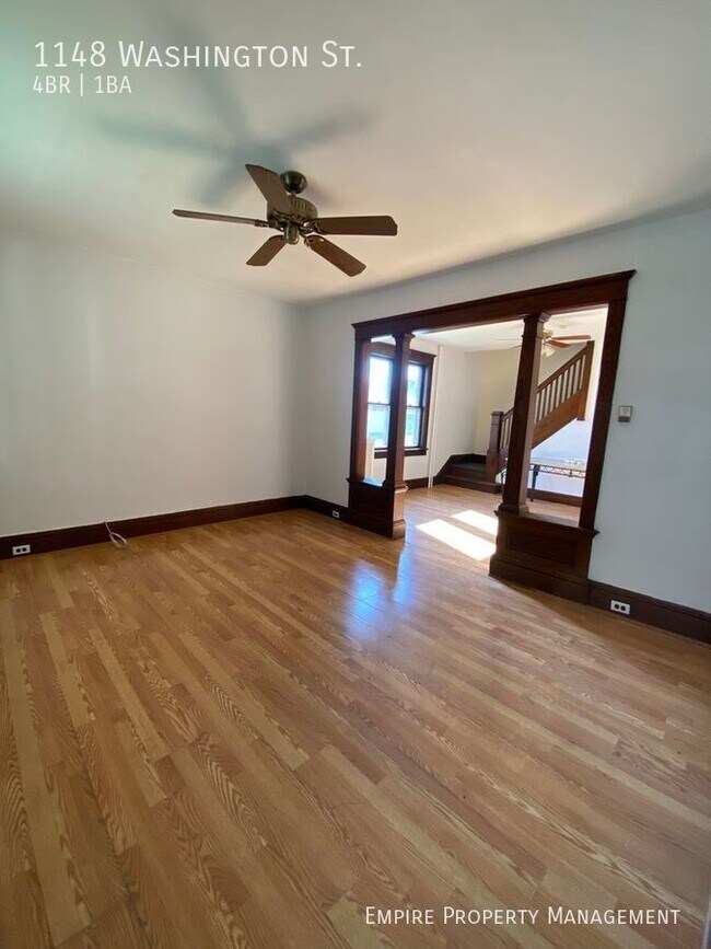 Foto del edificio - 4 Bedroom/1 Bathroom Home in Easton!!