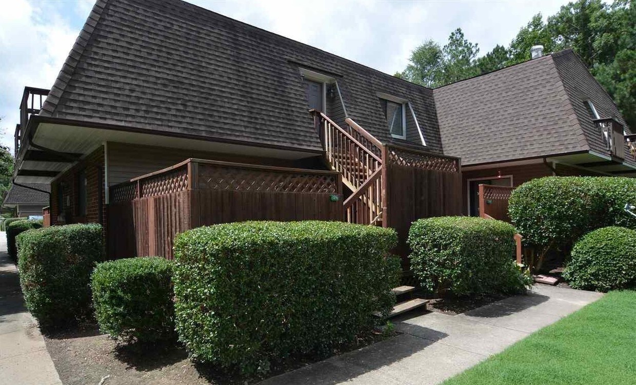 279 Summerwalk Cir, Chapel Hill, NC 27517 Condo for Rent in Chapel
