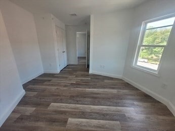 Building Photo - 63 River St