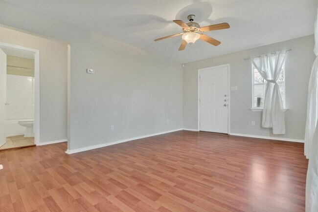 Building Photo - 1609 Sanchez St, Austin, Texas 78702