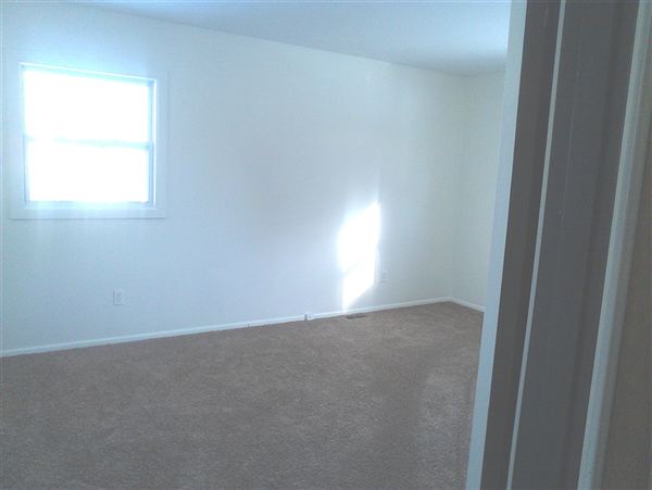Primary Photo - 2264 California Ave