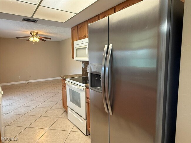Foto del edificio - 4344 SW 7th Ave
