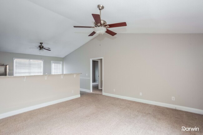 Building Photo - 4642 Hendrix Ct