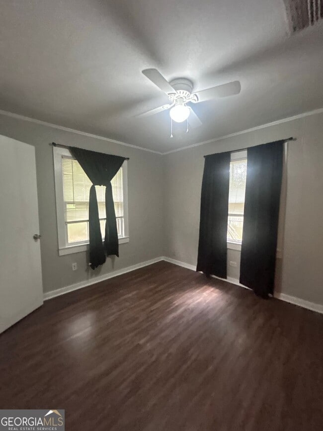 Building Photo - 102 Kives Ln