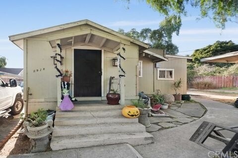 Building Photo - 2926 Alta Dr