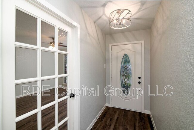 Foto del edificio - 4609 Biscayne Dr
