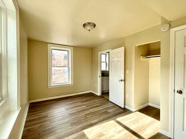 Foto del edificio - 350 Congress St