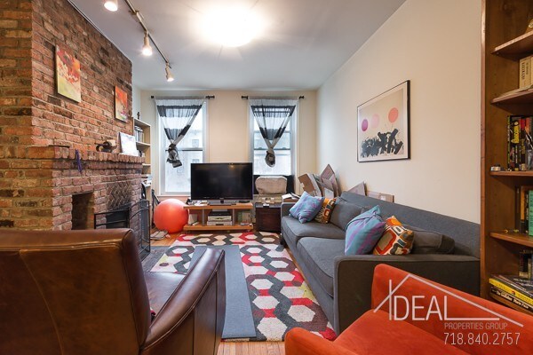 Foto principal - 384 Warren St