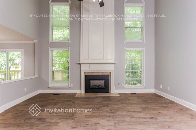 Foto del edificio - 3755 Oak Park Dr