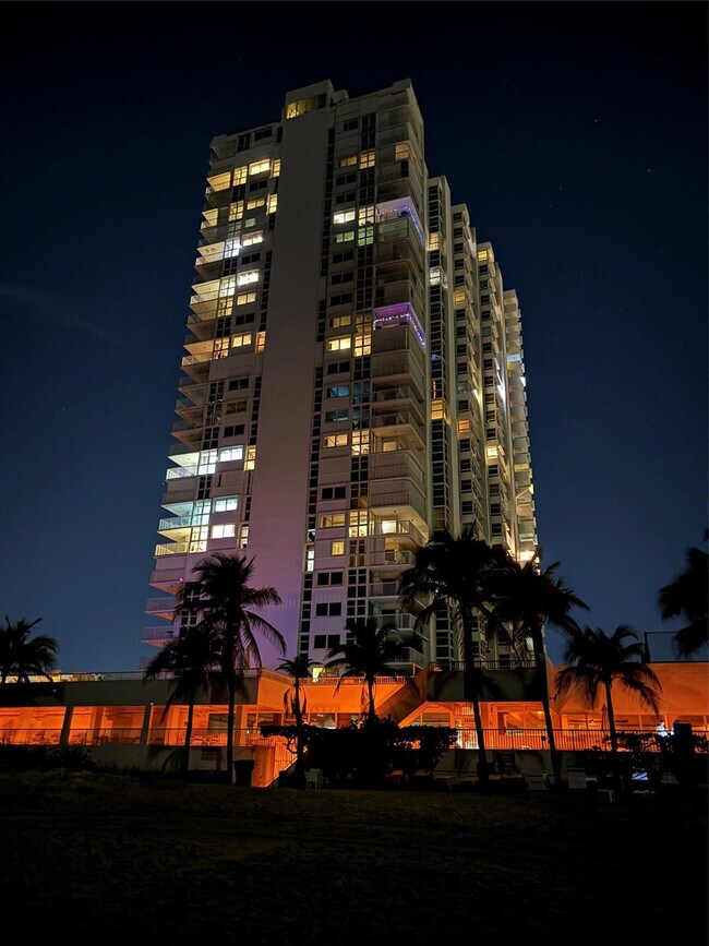 Foto del edificio - 1370 S Ocean Blvd