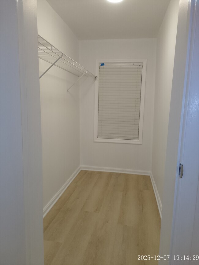 Foto del edificio - 1551 9th St NW