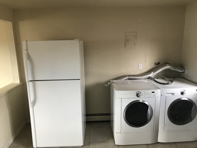 Photo - 4510 Field St Apartment