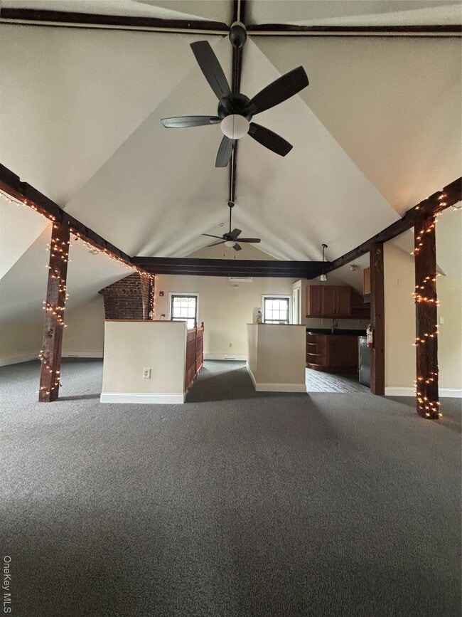 Building Photo - 113 Academy St