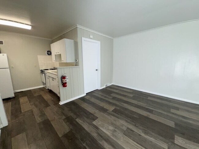 Foto del edificio - 501 NW 8th St