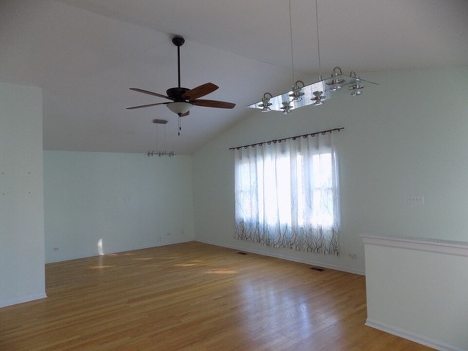 Primary Photo - 23636 N Overhill Dr