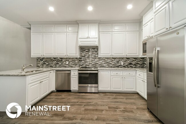 Foto del edificio - 1202 Alisa Ln.